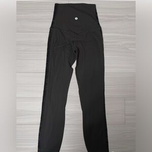 Women’s Lululemon leggings/yoga pants size XS-velvet striped